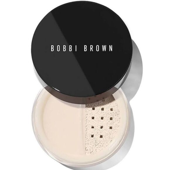 Bobbi Brown Sheer Finish Loose Powder in Porcelain